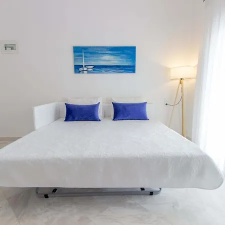 Ilion Luxury Apartment *